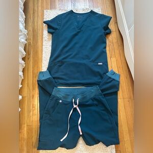 Figs Pacific Blue Scrubs set